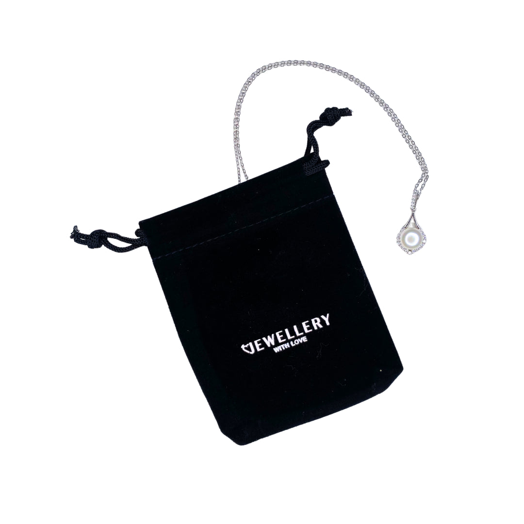 Single Pearl Teardrop Necklace in Sterling Silver