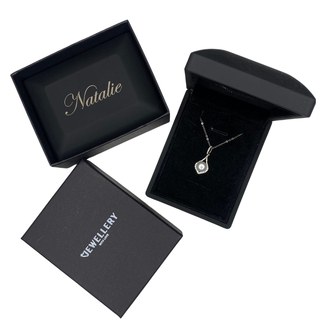 Single Pearl Teardrop Necklace in Sterling Silver